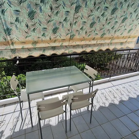 Apartman The Garden Terrace - Néa Sztíra